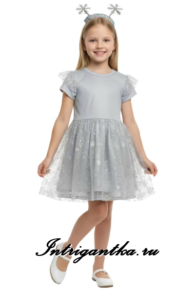 Серебристая снежинка с блесками