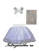 Светло-голубая снежинка с узором