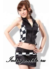 ДЕВУШКА ГОНЩИЦА ПОБЕДИТЕЛЬНИЦА ГОНКИ