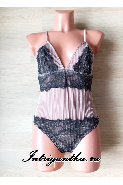 Тканевое непрозрачное мягкое боди телесный