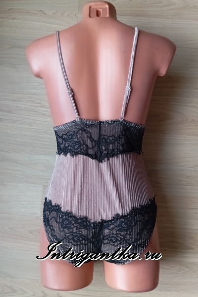 Тканевое непрозрачное мягкое боди телесный