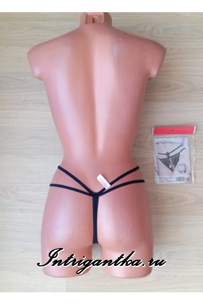 Черные трусики-стринги с кулоном