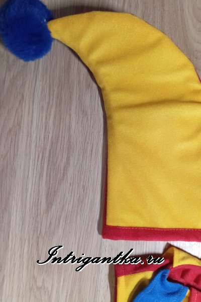 Петрушка скоморох шут арлекин